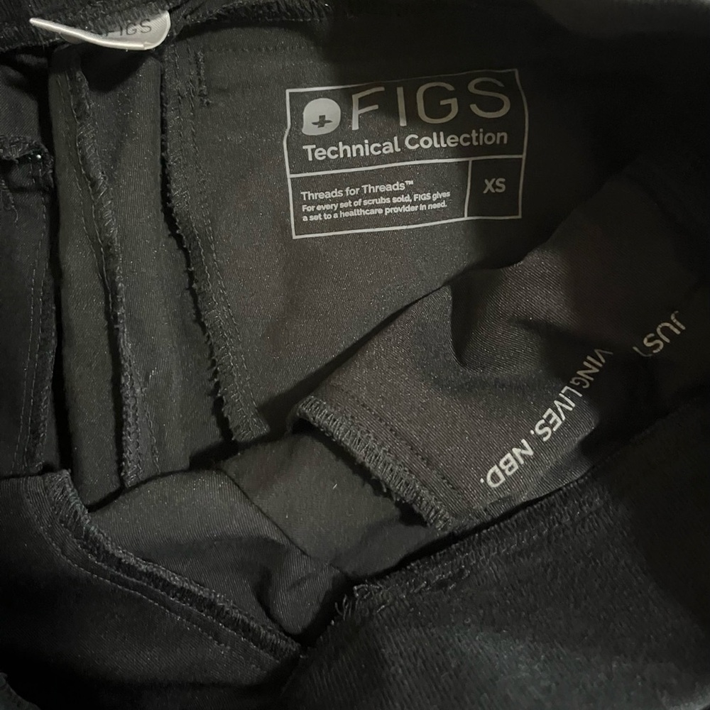 Fig’s Discontinued Castelar Skinny Straight Leg Snap Pocket Black Scrub Pants XS - Picture 4 of 4